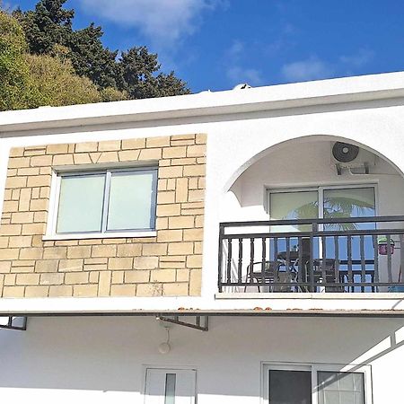 Charming Holiday Retreat Kato Paphos Apt 400M To The Beach Luaran gambar