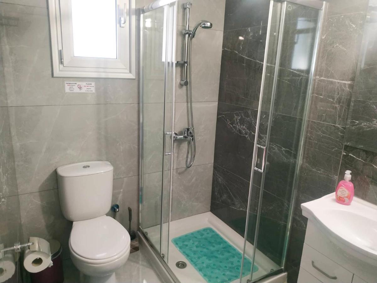 Charming Holiday Retreat Kato Paphos Apt 400M To The Beach Luaran gambar
