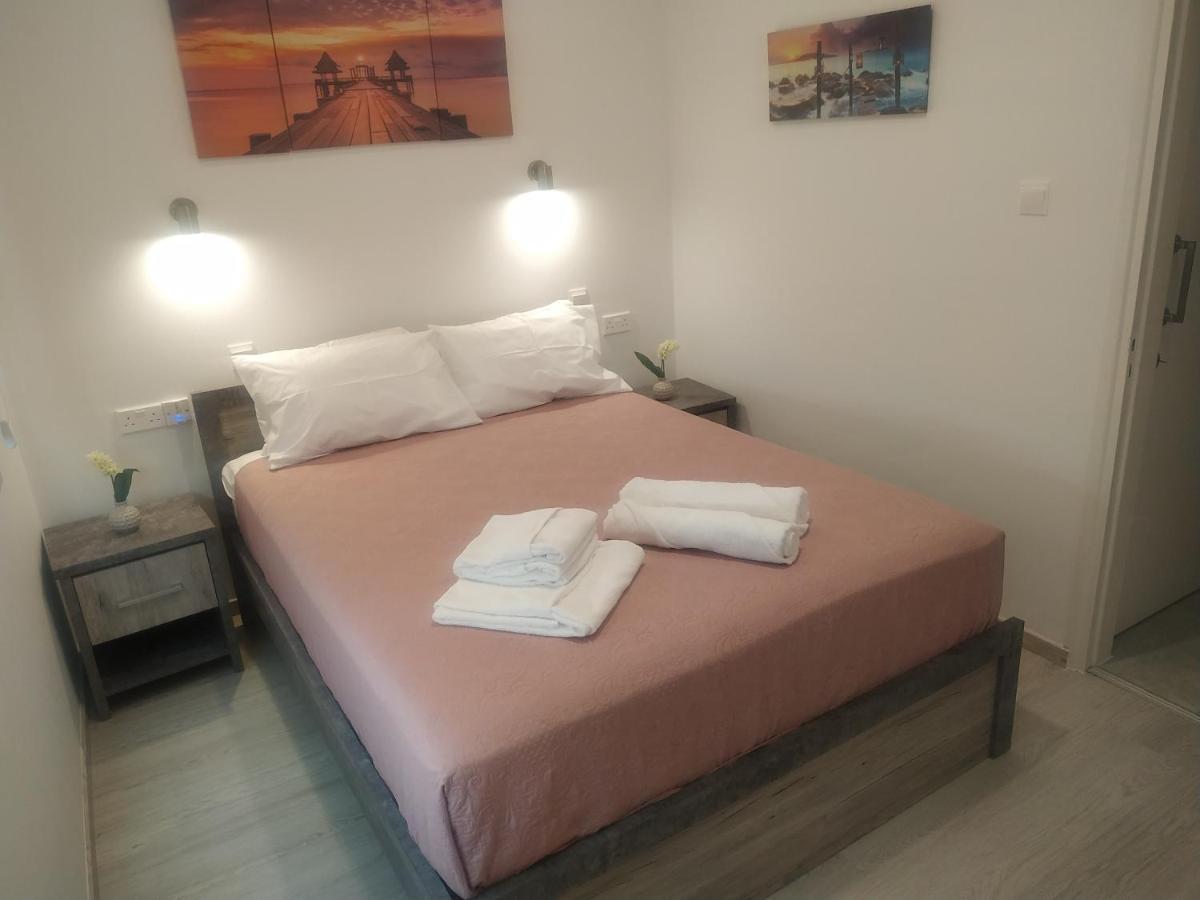 Charming Holiday Retreat Kato Paphos Apt 400M To The Beach Luaran gambar