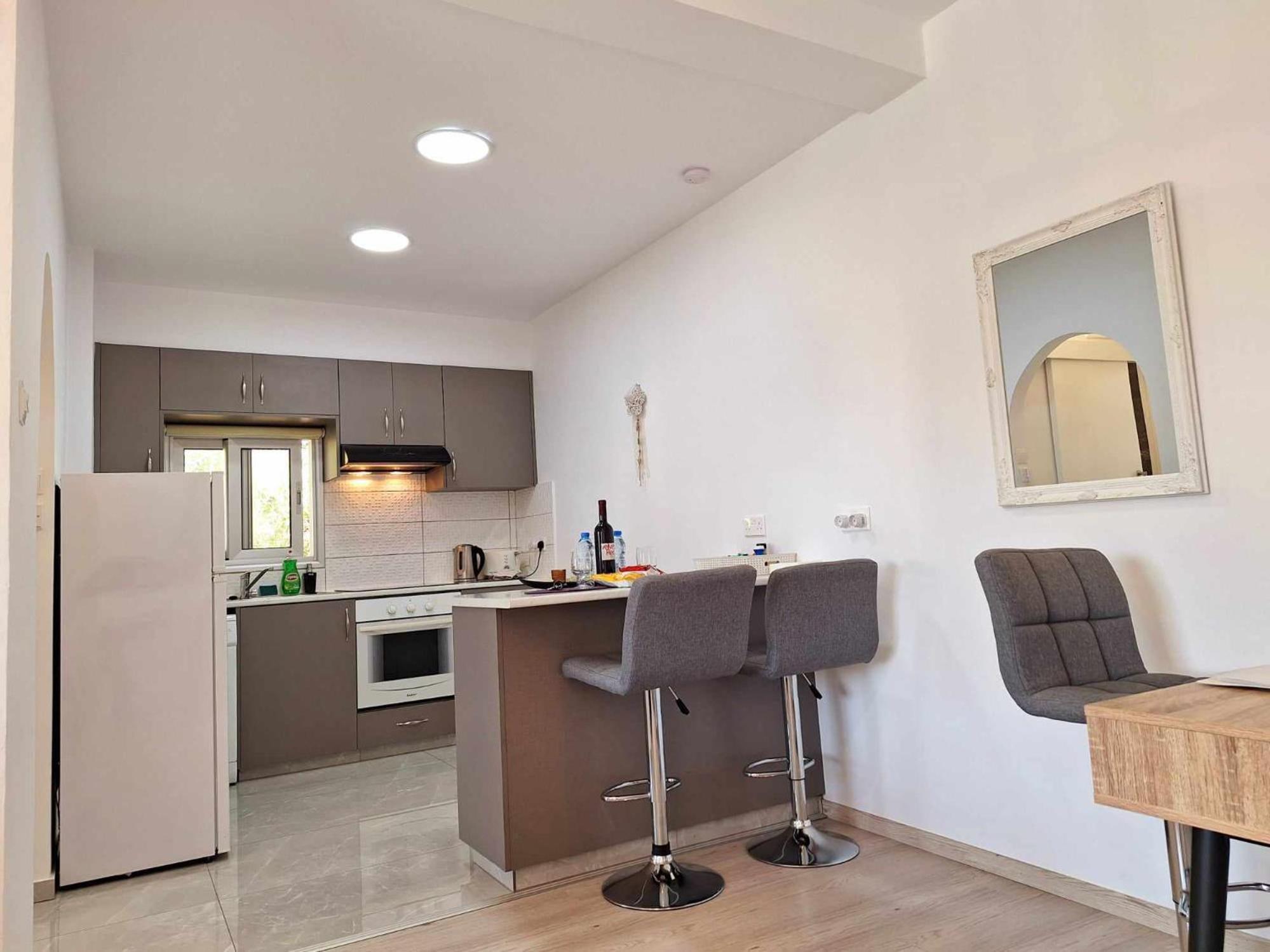 Charming Holiday Retreat Kato Paphos Apt 400M To The Beach Luaran gambar