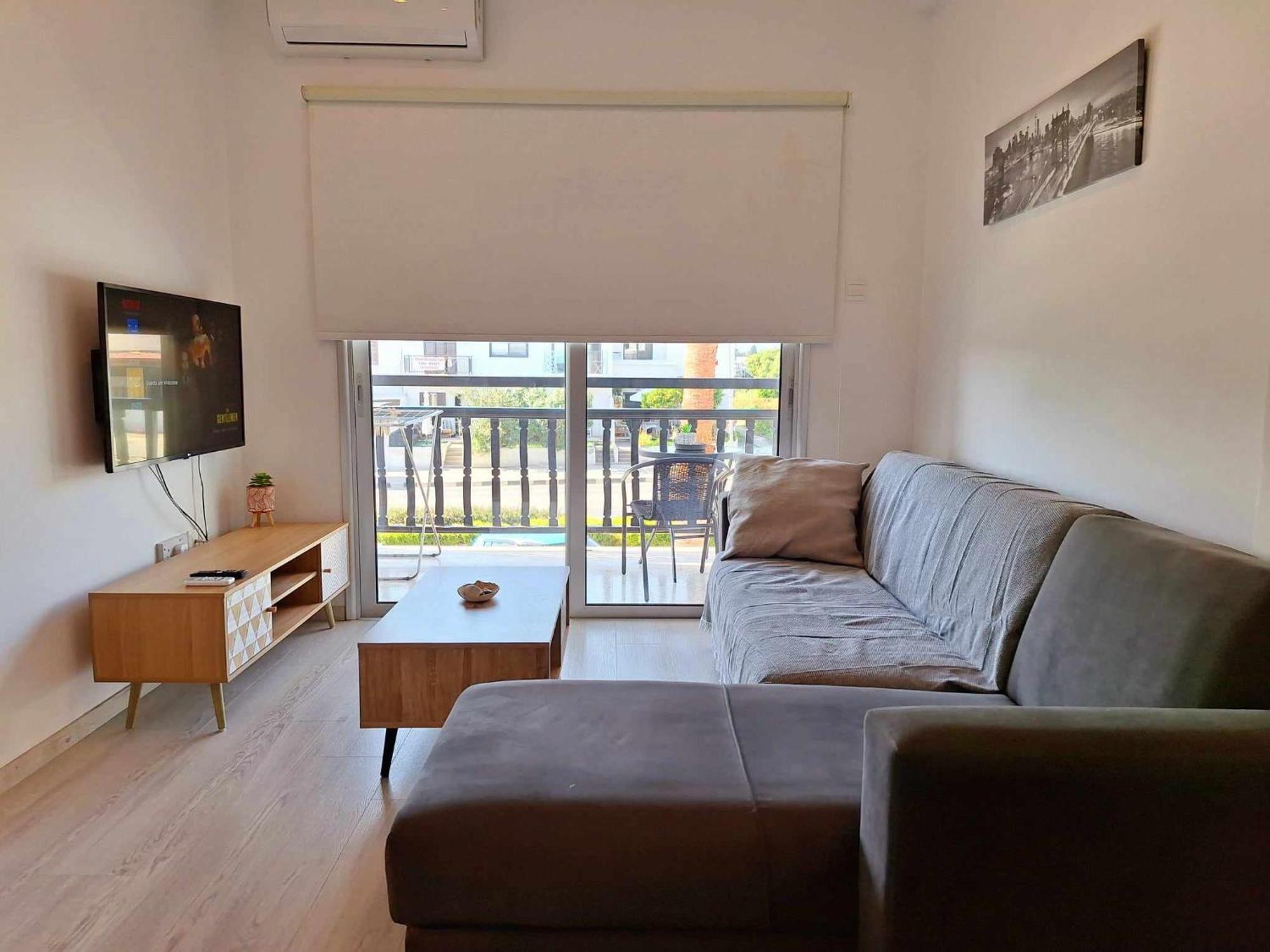 Charming Holiday Retreat Kato Paphos Apt 400M To The Beach Luaran gambar