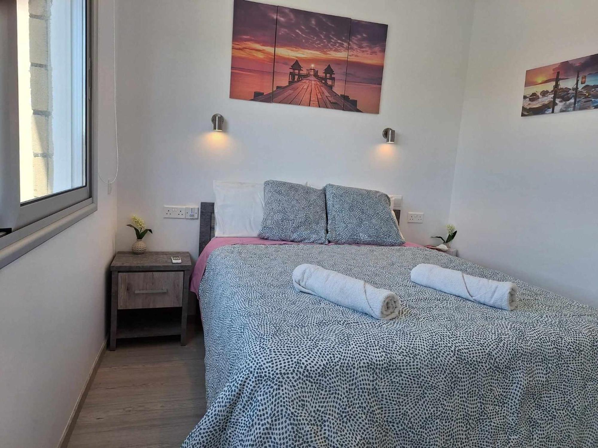 Charming Holiday Retreat Kato Paphos Apt 400M To The Beach Luaran gambar