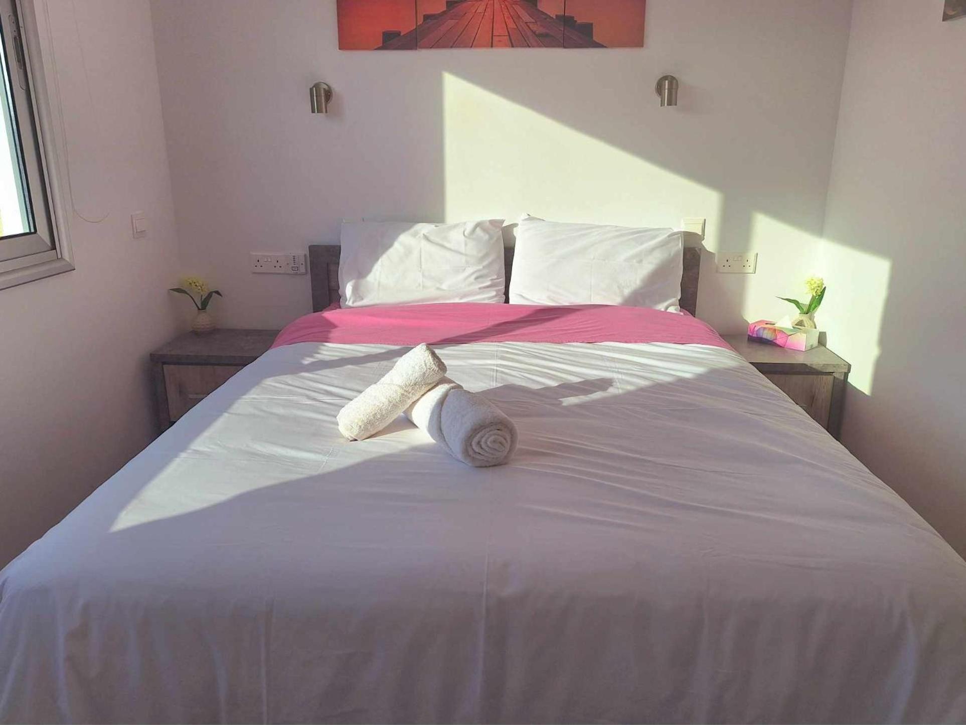 Charming Holiday Retreat Kato Paphos Apt 400M To The Beach Luaran gambar